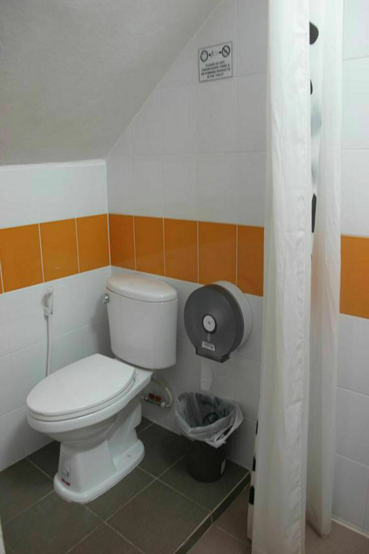 Rada Arak 79/4 Hostel Чиангмай Екстериор снимка